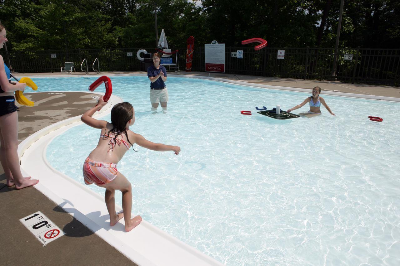 Pine Mountain State Resort Park Pineville Exterior photo