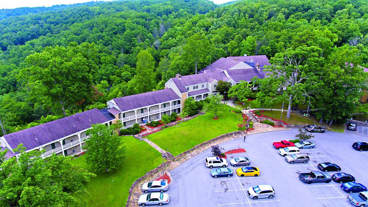 Pine Mountain State Resort Park Pineville Exterior photo