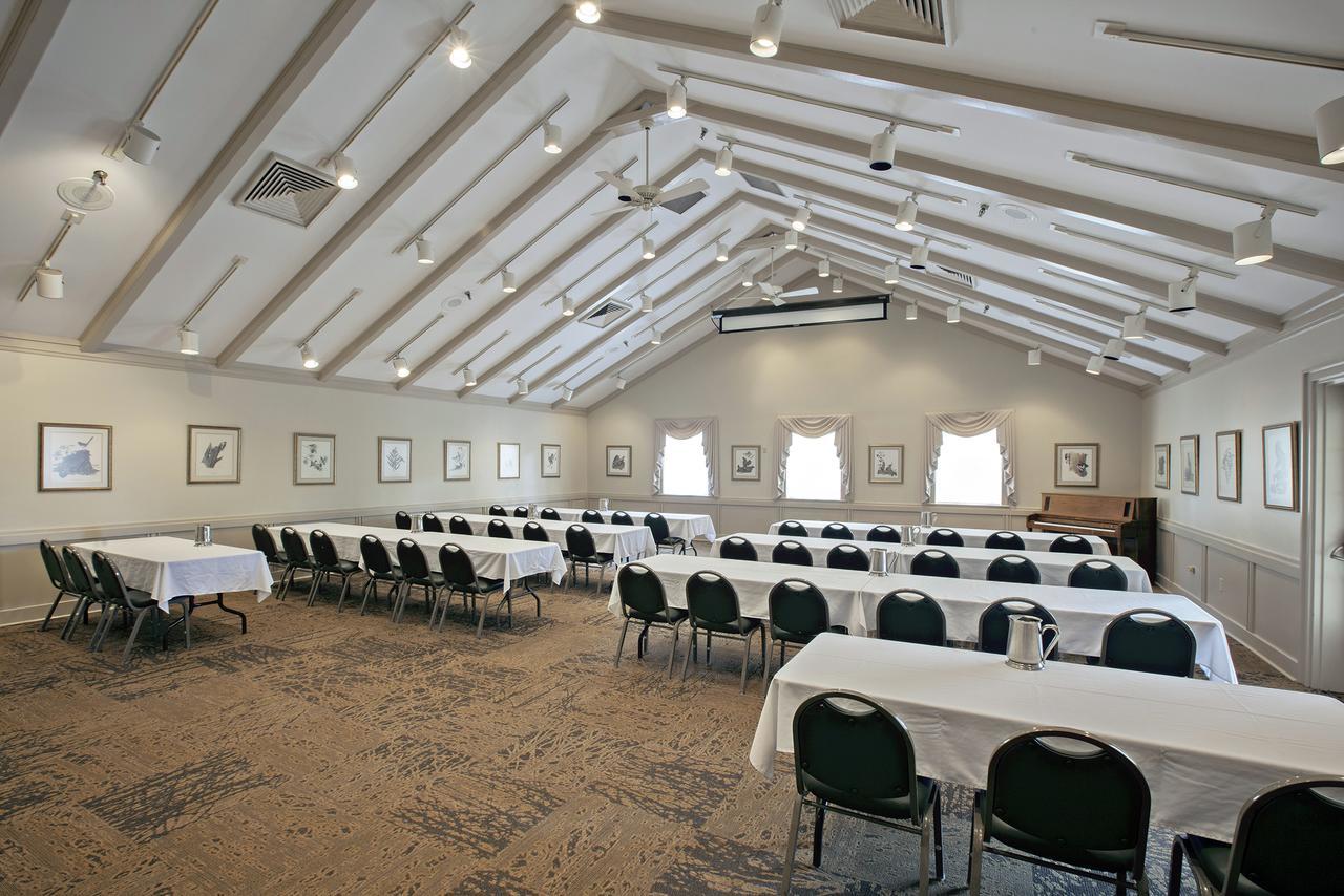 Pine Mountain State Resort Park Pineville Exterior photo