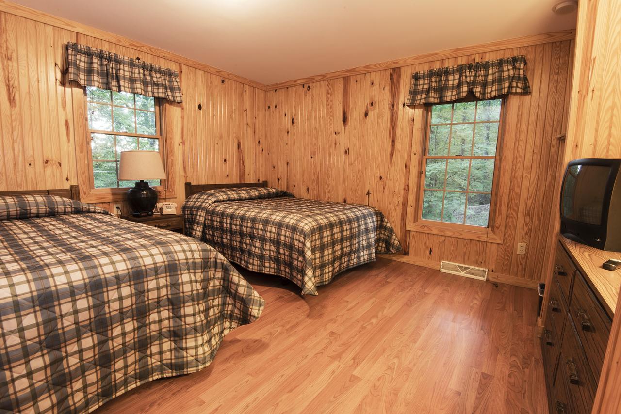 Pine Mountain State Resort Park Pineville Exterior photo