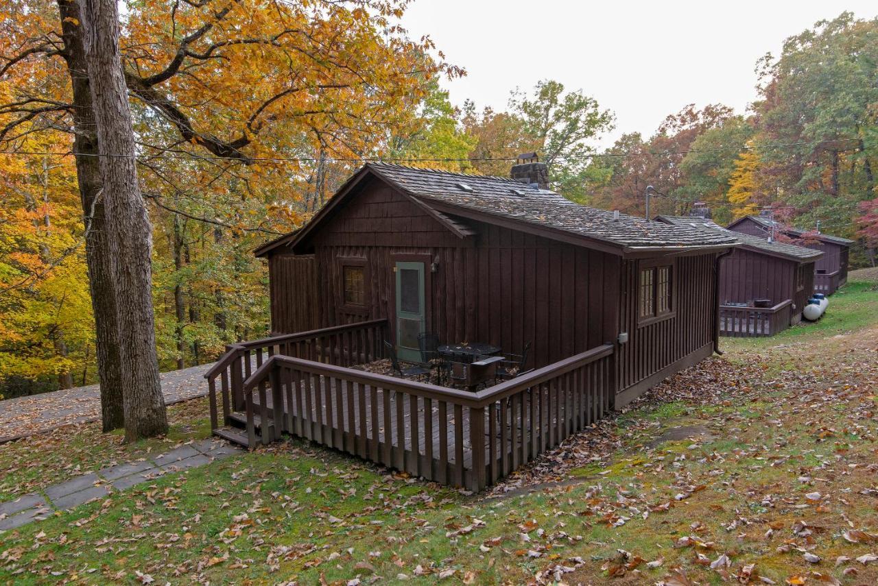 Pine Mountain State Resort Park Pineville Exterior photo